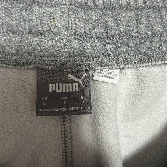 Vintage Baggy Fit Grey Puma Shorts - Picture 3 of 4